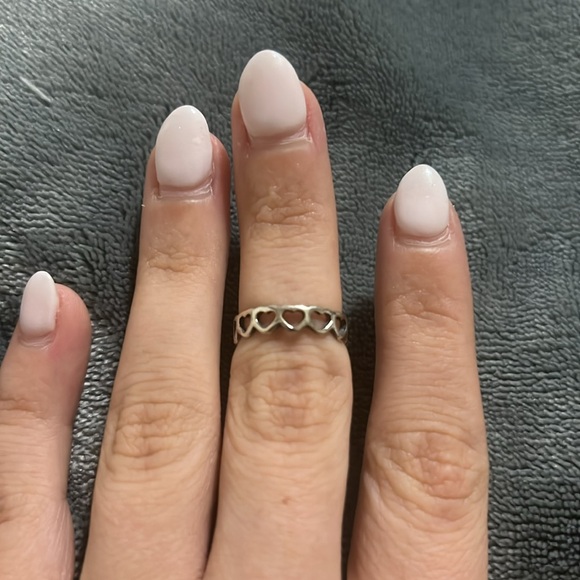 James Avery Tiny Hearts band size 4.5 - Picture 2 of 2